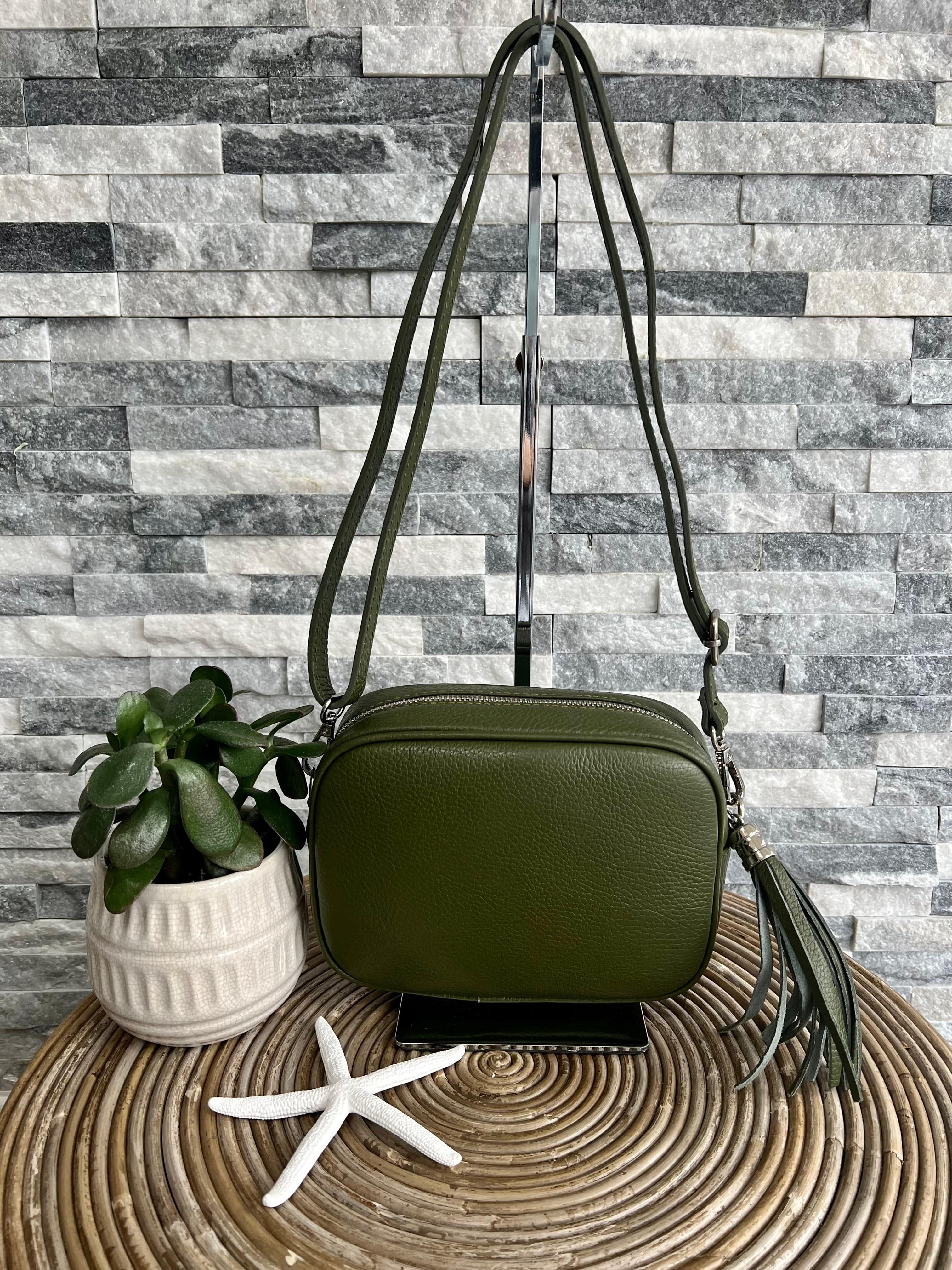 Leather tassel camera style crossbody bag / handbag - Image 3
