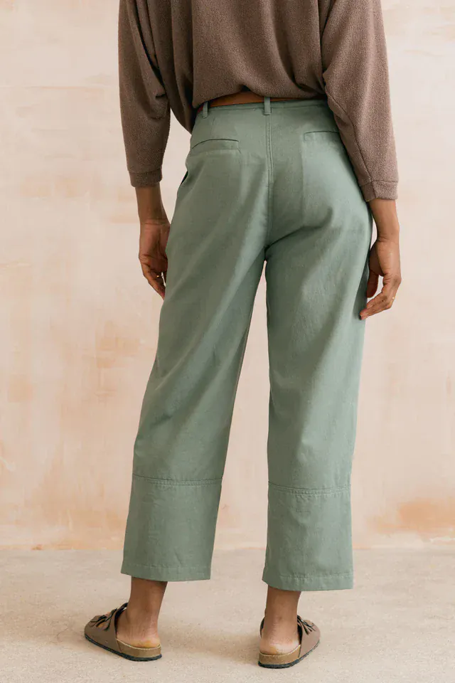 Lily & Me Clarissa Tapered Leg Cropped Trousers Laurel Green - Image 4