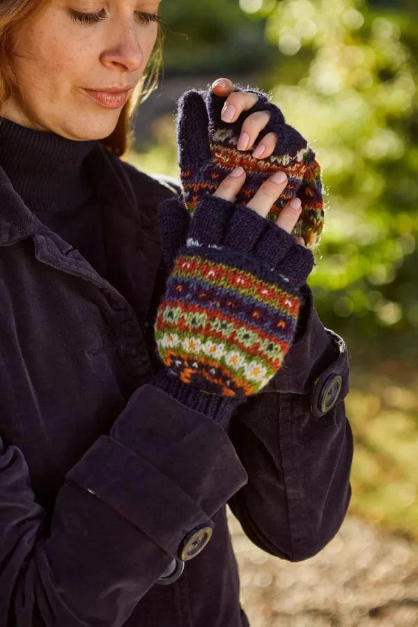 Pachamama Colorado Glove Mitts , Womens Handmade, Fairtrade. - Image 4