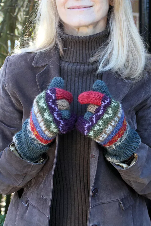 Pachamama Elveden Gloves , Handknitted , Fairtrade - Image 2