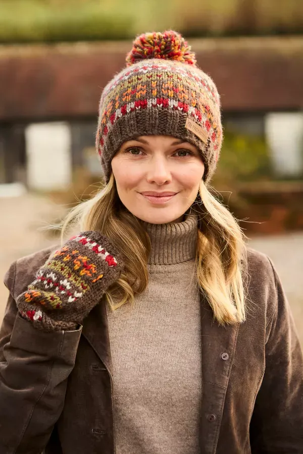 Pachamama Inveraray (Merino) Beanie Earth - Image 4