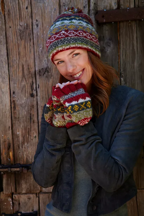 Pachamama Ladies Classic Fairisle Glove Mitts, Rust Red , Handknitted , Fairtrade - Image 3