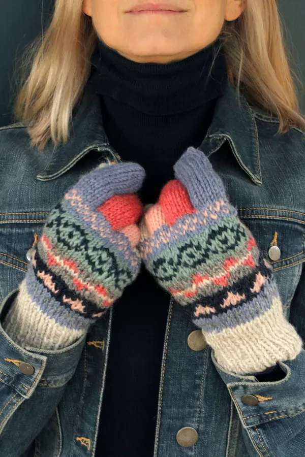 Pachamama Ladies Classic Fairisle Gloves, Oatmeal , Handknitted , Fairtrade