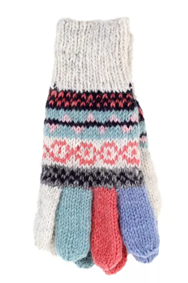 Pachamama Ladies Classic Fairisle Gloves, Oatmeal , Handknitted , Fairtrade - Image 2