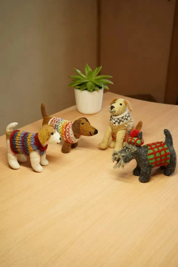 Pachamama Laura The Labrador Dog Ornament , Handmade, Fairtrade. - Image 3