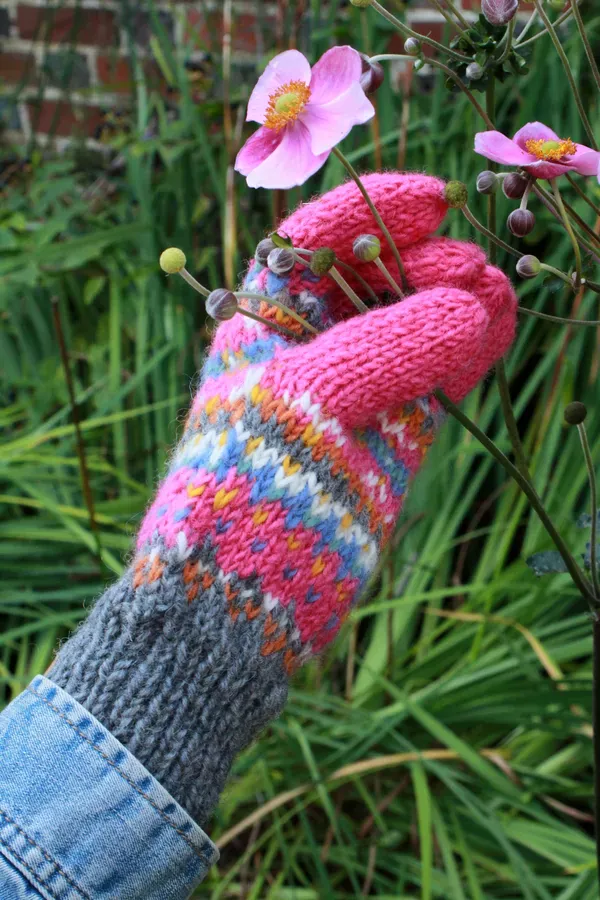 Pachamama Pink Iona Gloves , Handknitted , Fairtrade - Image 4
