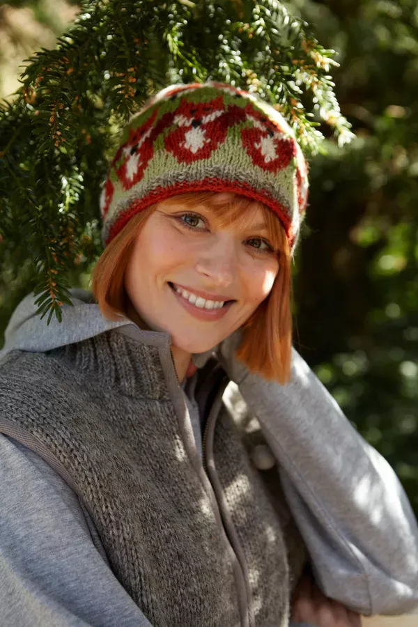 Pachamama Skulk Of Foxes Beanie Womens - Image 2