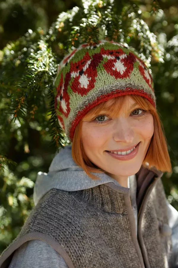 Pachamama Skulk Of Foxes Beanie Womens - Image 3