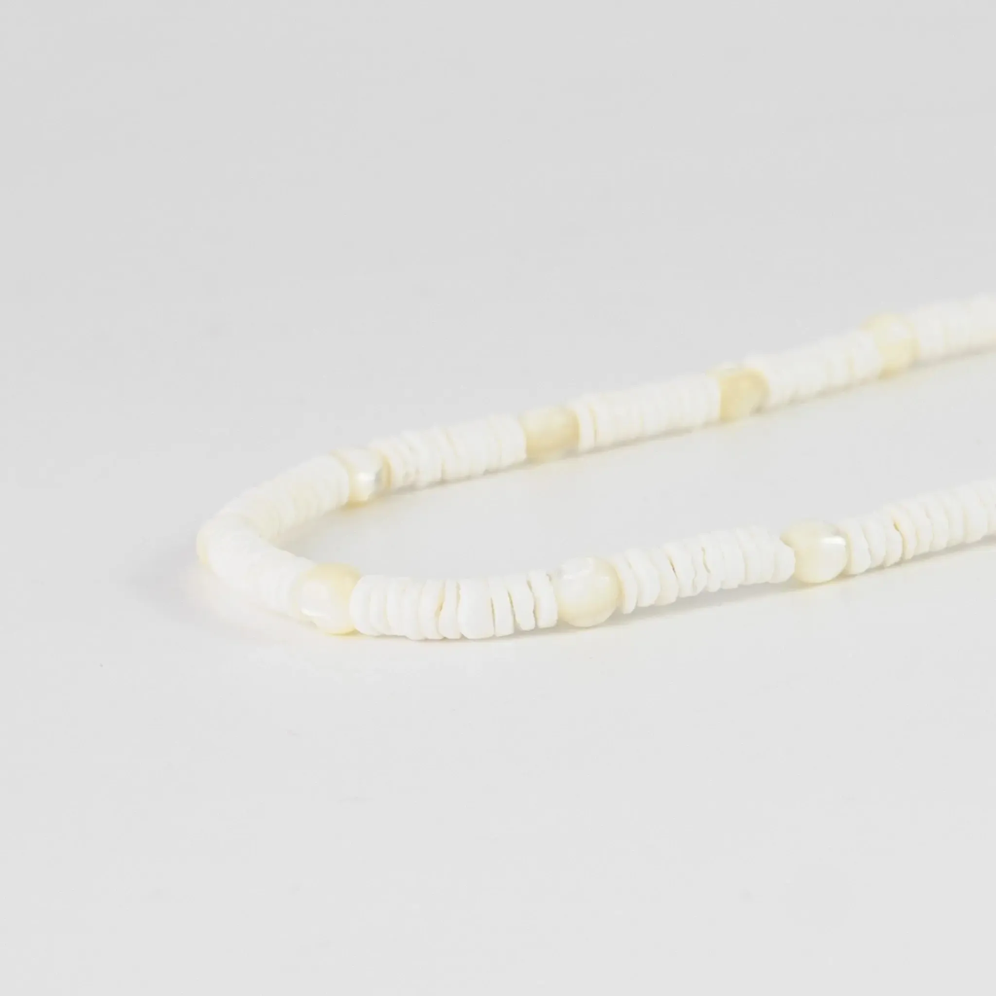 Pineapple Island Madasari Beach Mother of Pearl Necklace White - Image 6
