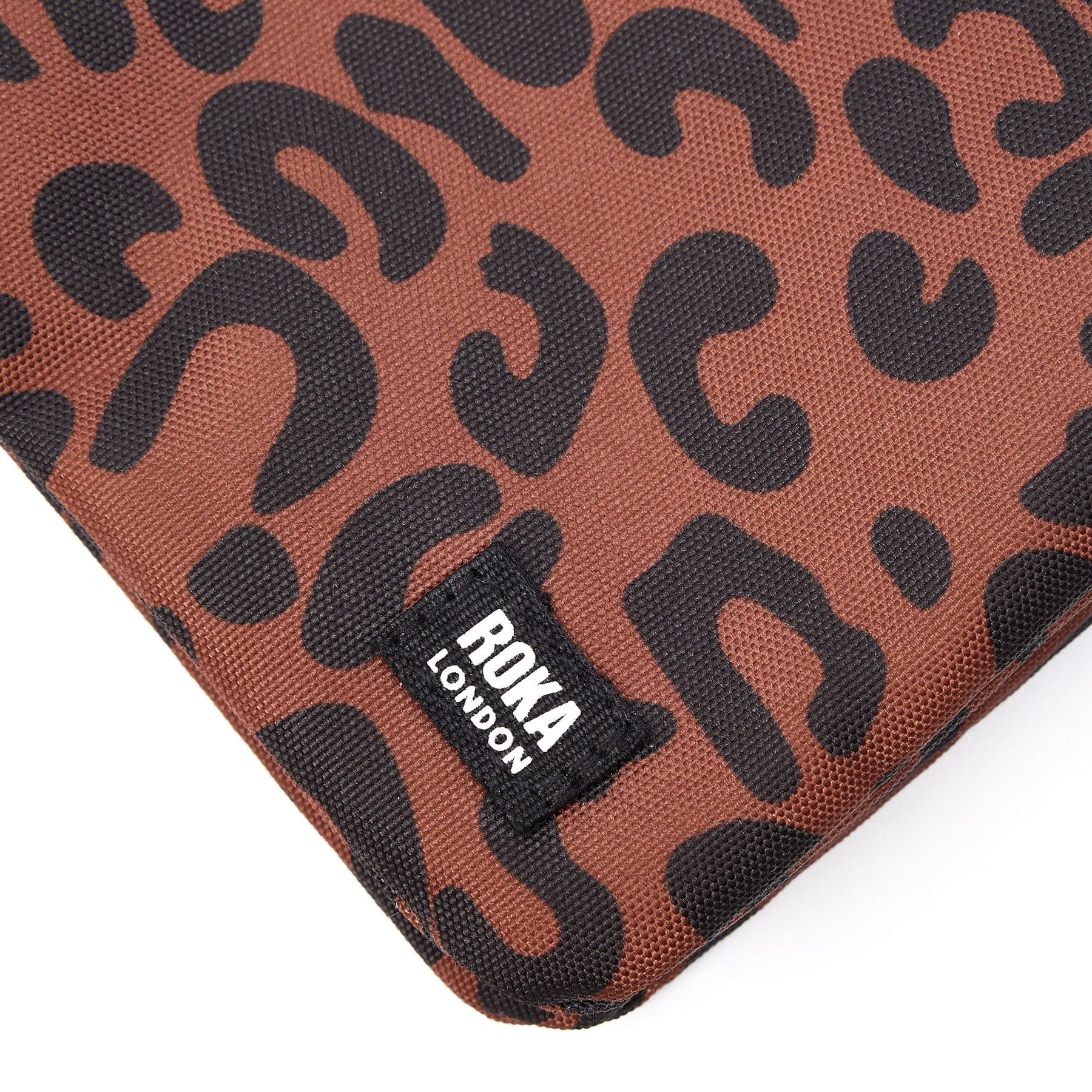 ROKA London Carnaby XL Crossbody Bag – Leopard Print - Image 2