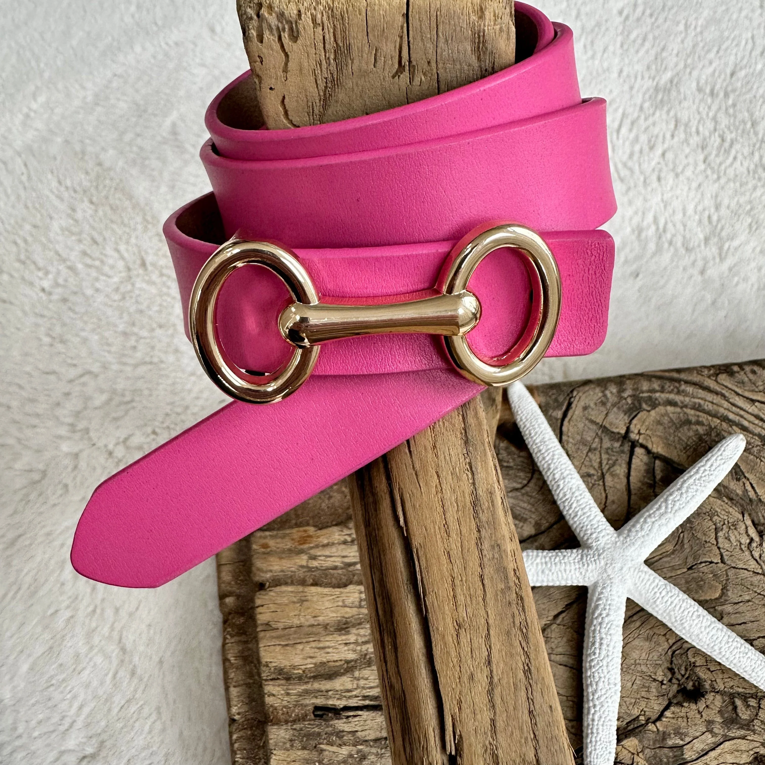 Slim Italian Leather Belt With Gold Buckle . - Image 3
