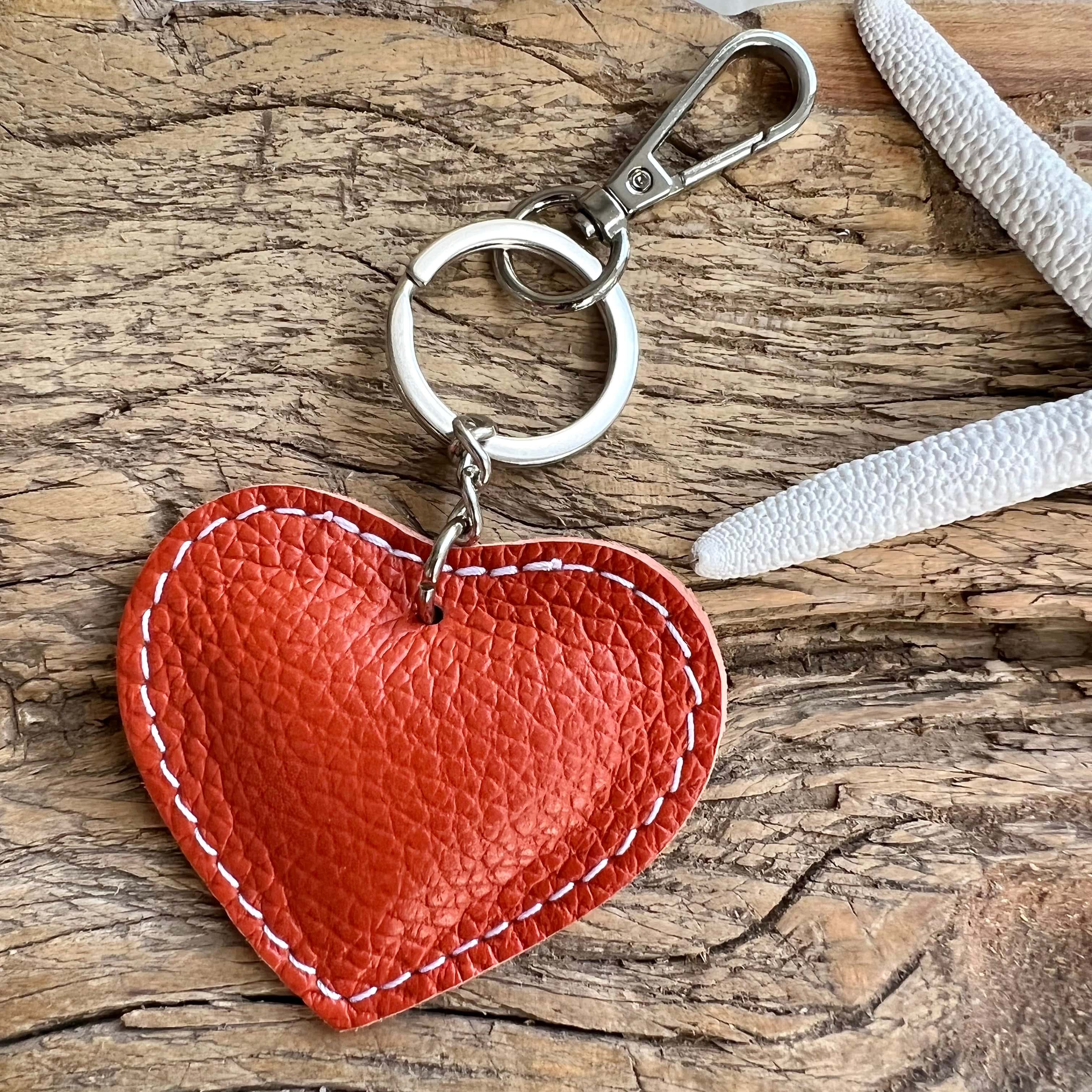 Italian Leather Heart Padded Keyring. - Image 3